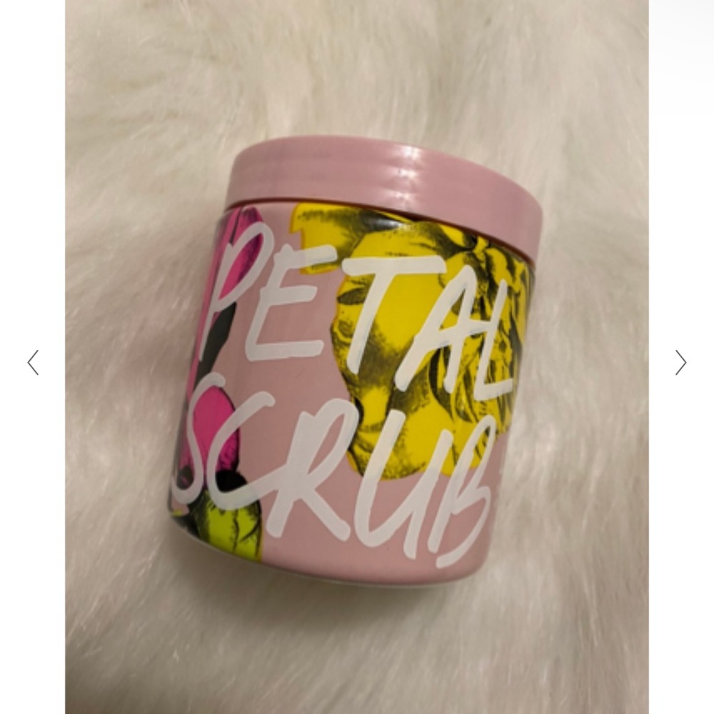 New Victoria Secret Petal Scrub. This item has never used. Purchase Price $19.99